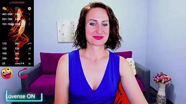 Snapshot of Nia_Smithh chatting on September 24, 12:19 pm Nia Smithh online show from September 24, 12:19 pm