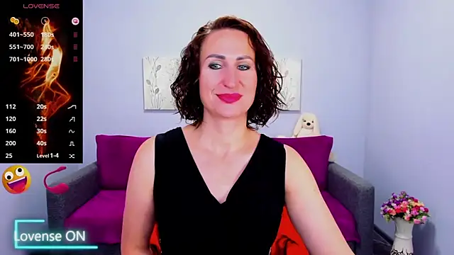 Snapshot of Nia_Smithh chatting on September 27, 5:34 am Nia Smithh online show from September 27, 5:34 am