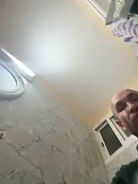 Kamil351 online show from April 3, 11:25 pm