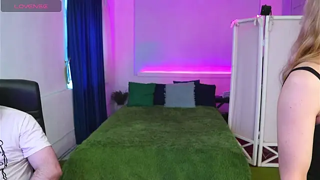 Snapshot of AlisaAleksandr chatting on October 10, 10:58 am AlisaAleksandr online show from October 10, 10:58 am