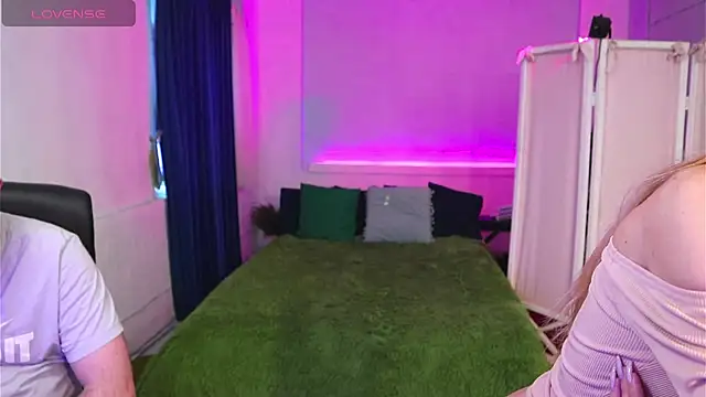 Snapshot of AlisaAleksandr chatting on October 13, 4:45 am AlisaAleksandr online show from October 13, 4:45 am