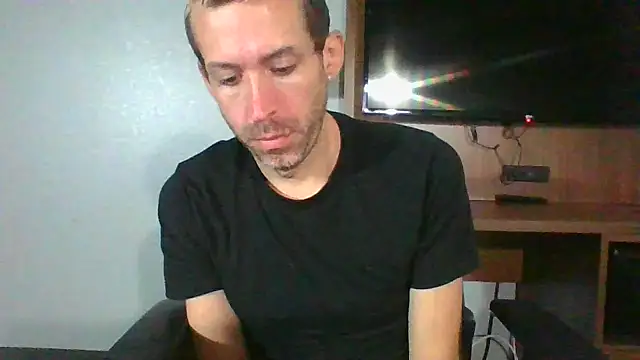 Snapshot of smokenstrokex chatting on September 10, 4:34 am smokenstrokex online show from September 10, 4:34 am