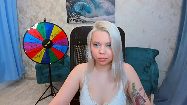 EnergyBunny 1 online show from December 5, 7:28 pm