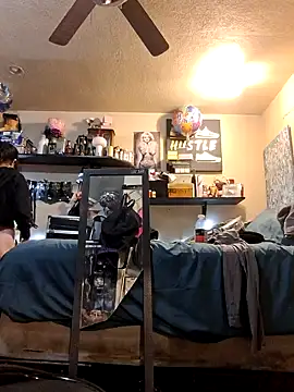 Snapshot of Justjennyy chatting on March 10, 9:43 am Justjennyy online show from March 10, 9:43 am