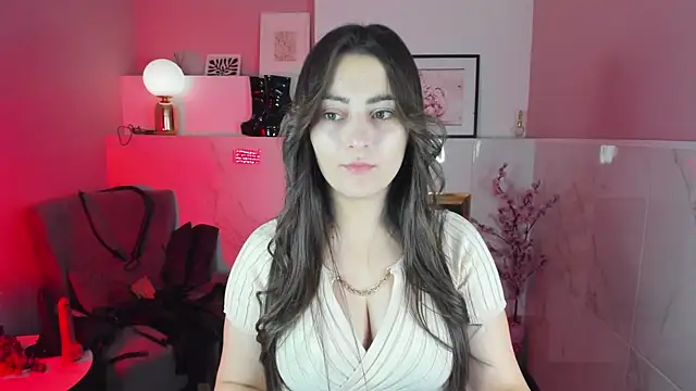 KylieMellow online show from October 13, 5:18 am