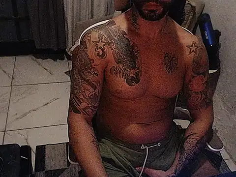 Snapshot of BarucRj chatting on February 13, 6:31 am BarucRj online show from February 13, 6:31 am