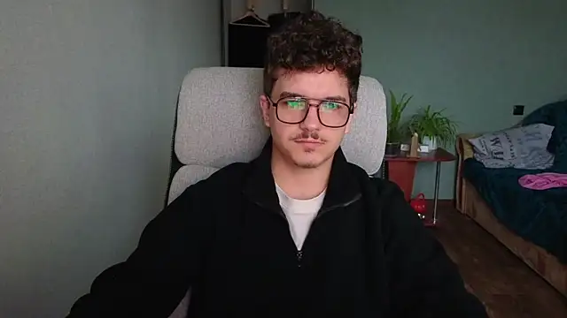 Remy Miles online show from November 9, 6:12 am