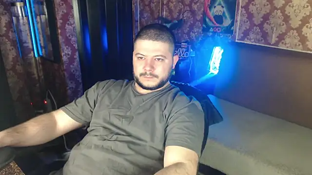 Snapshot of thor_master chatting on April 6, 11:16 pm thor master online show from April 6, 11:16 pm