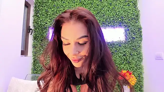 realhotfallingdevil online show from November 17, 5:57 am