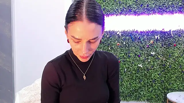 realhotfallingdevil online show from December 20, 7:26 am