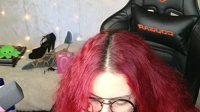 Ginger Stay online show from October 18, 11:33 am