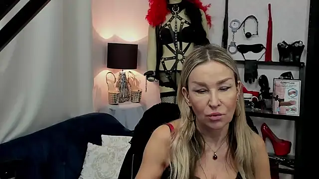 crystaLUX online show from December 30, 6:42 am