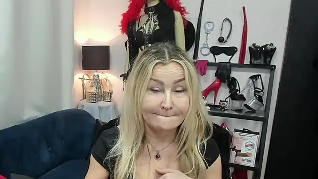 crystaLUX online show from March 27, 6:08 am