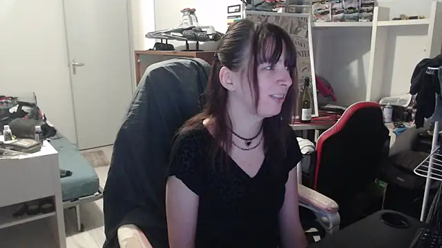 missthon0 online show from February 9, 1:04 pm