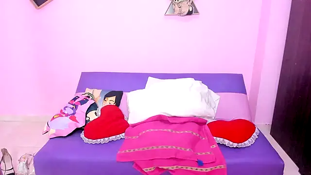 Snapshot of MATURE_WHOR33 chatting on October 4, 12:03 pm MATURE WHOR33 online show from October 4, 12:03 pm