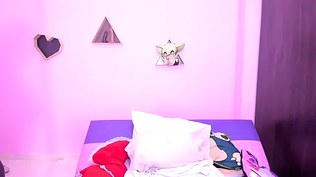 Snapshot of MATURE_WHOR33 chatting on October 6, 11:51 am MATURE WHOR33 online show from October 6, 11:51 am