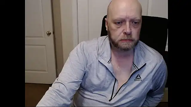 daveletsplay online show from December 26, 12:59 pm