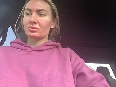 Alyssa rhoades online show from February 20, 8:20 pm