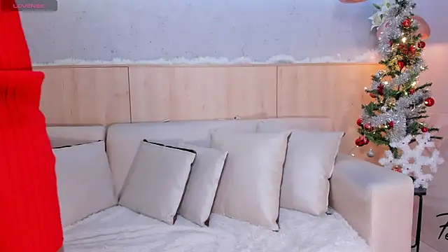 maryevans  online show from December 2, 1:02 pm