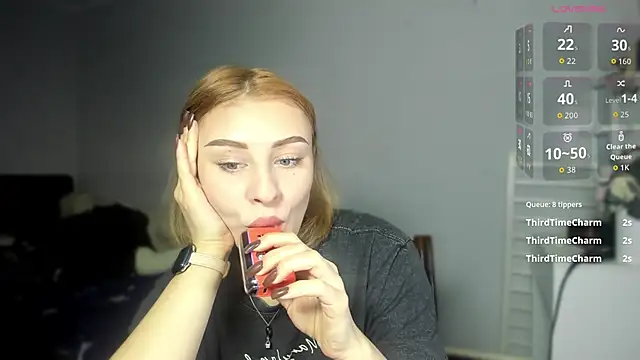 KindKristy online show from November 25, 5:29 am