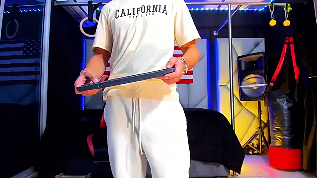 Aydenmiller96 online show from March 31, 1:40 am