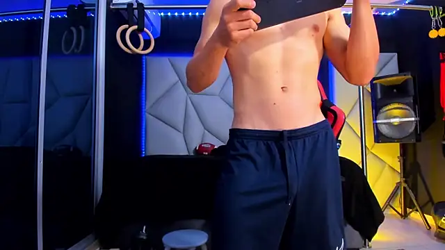 Aydenmiller96 online show from May 18, 10:10 am