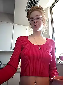 LucidLucy online show from December 22, 4:06 pm