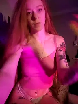 LucidLucy online show from January 8, 11:32 am