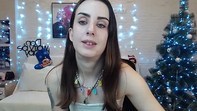 FranceskoJones online show from December 18, 3:15 am