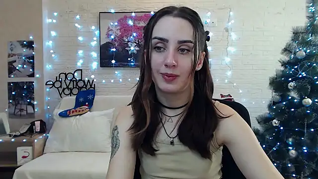 FranceskoJones online show from December 22, 8:58 pm