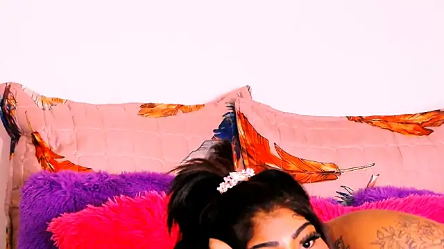 Snapshot of indian_dreamgirl chatting on March 15, 2:12 pm indian dreamgirl online show from March 15, 2:12 pm