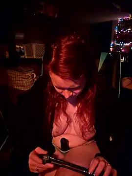 LilTokez online show from April 3, 12:36 pm