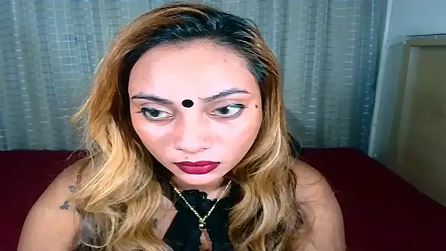 sexyindianchic online show from October 11, 6:39 pm