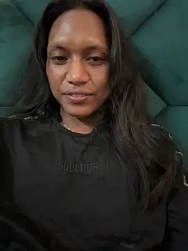 Snapshot of DarlingJenny22 chatting on May 10, 7:41 pm DarlingJenny22 online show from May 10, 7:41 pm