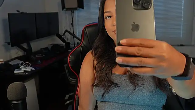 Bubbleliyah online show from March 8, 9:51 pm