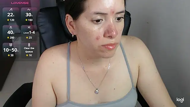 spicey latina online show from May 15, 7:32 pm