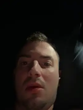 Snapshot of fromlovers chatting on February 10, 11:53 pm fromlovers online show from February 10, 11:53 pm