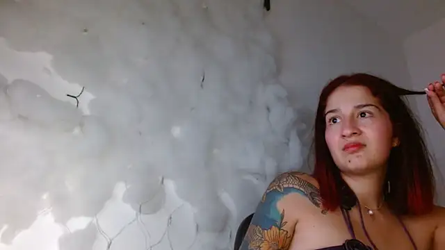 IsabellaVegaa online show from January 8, 4:34 am