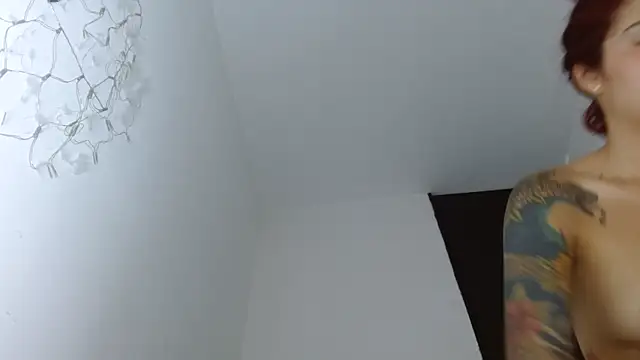 IsabellaVegaa online show from February 2, 2:38 am