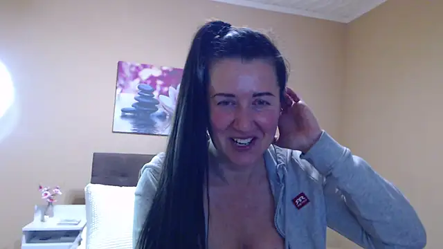 Snapshot of Gia888888 chatting on January 31, 1:54 am Gia888888 online show from January 31, 1:54 am