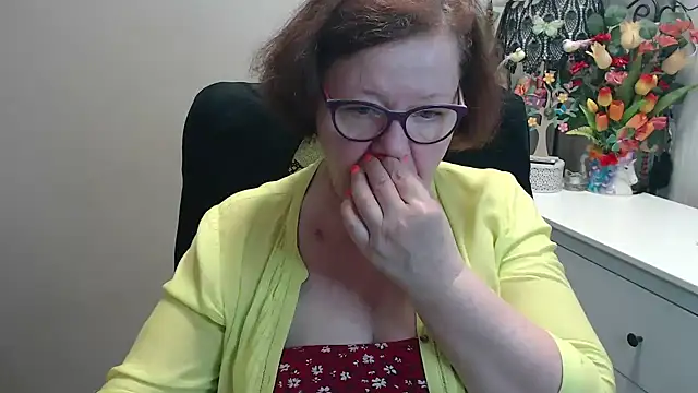 Adelewildx online show from April 28, 10:31 am