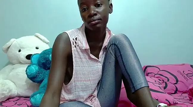 Snapshot of SHILIBWA chatting on December 12, 11:29 am SHILIBWA online show from December 12, 11:29 am