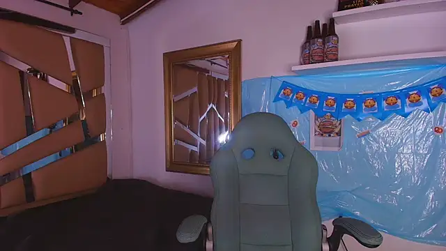 Snapshot of mister_miike chatting on September 27, 3:11 am mister miike online show from September 27, 3:11 am