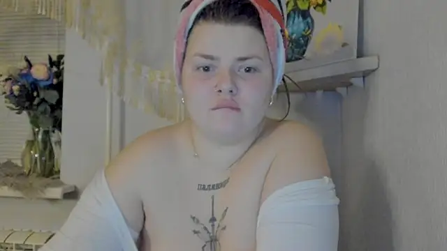 Snapshot of Eva_Shameless chatting on February 2, 4:11 pm Eva Shameless online show from February 2, 4:11 pm