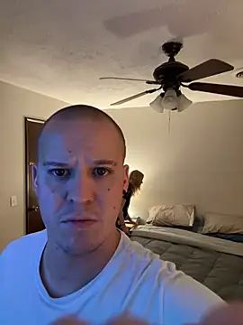 Snapshot of T-MarriedAndMessy-K chatting on April 6, 6:58 am T-MarriedAndMessy-K online show from April 6, 6:58 am