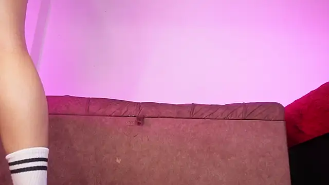 Snapshot of emyli_sw_ chatting on September 18, 3:08 am emyli sw online show from September 18, 3:08 am