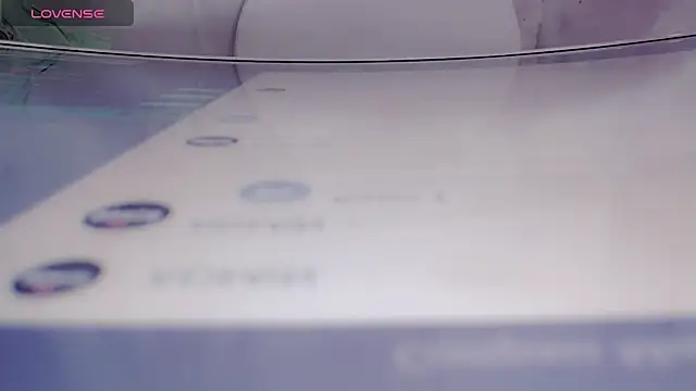 AnnieGOld  online show from October 20, 7:14 pm