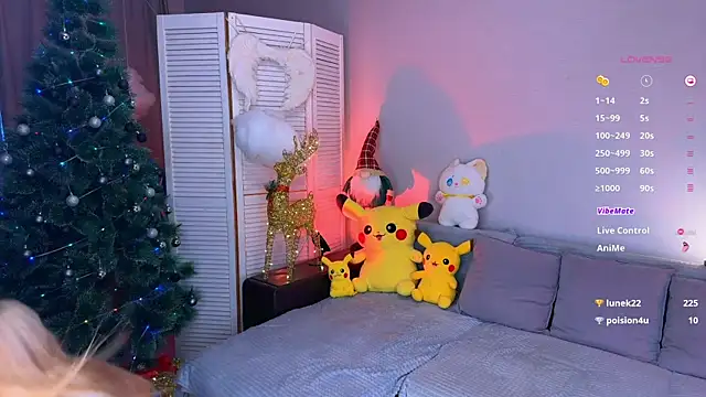 Snapshot of mikkixmeow chatting on January 3, 12:08 pm mikkixmeow online show from January 3, 12:08 pm