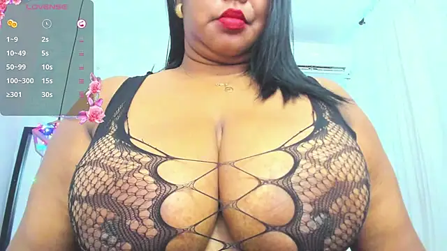 Snapshot of Ebonybreastvh chatting on December 14, 7:46 pm Ebonybreastvh online show from December 14, 7:46 pm