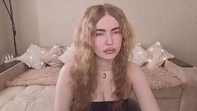 ViolettaLopez online show from March 18, 9:56 am